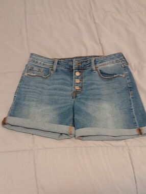 Old Navy Light Blue Button-Front Rolled Hem Denim Shorts